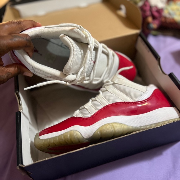 Air Jordan 11 Retro Low - Picture 2 of 7